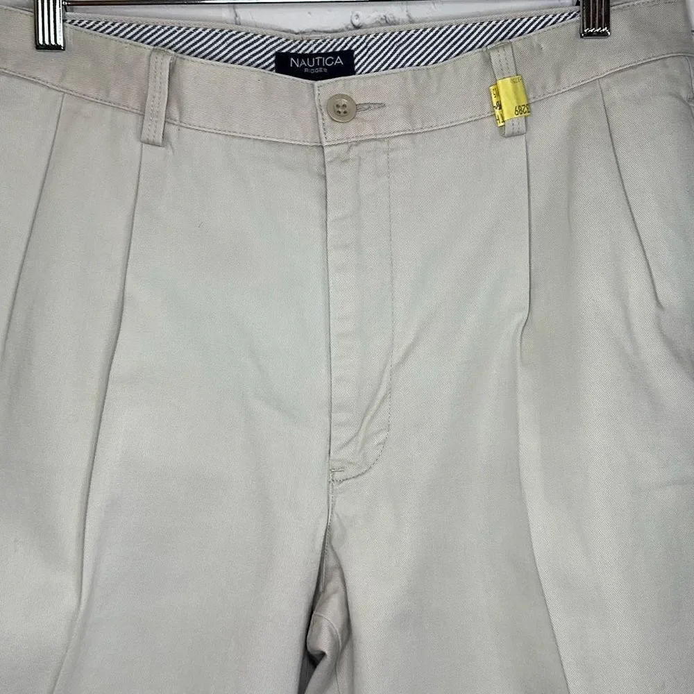 Nautica Rigger Classic Fit‎ Pleated Khaki Chino shorts size 34